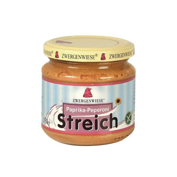 Paprika Aufstrich vegan und mit würzigen Peperoni verfeinert Paprika Aufstrich vegan und mit würzigen Peperoni verfeinert