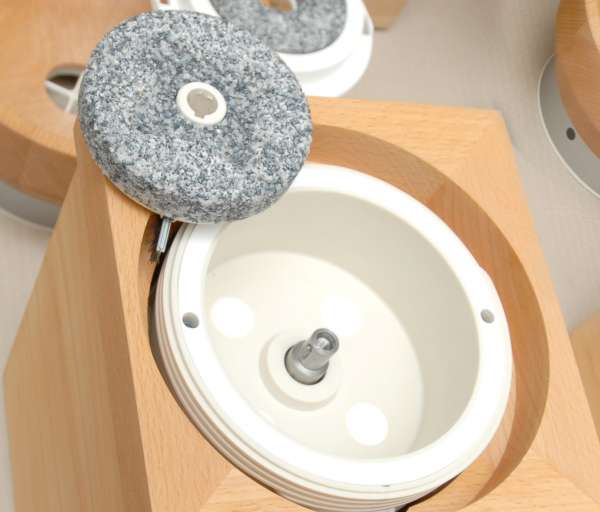 Komo Getreidemühle Fidibus 21 Mehlmühle zum Mahlen von Getreide