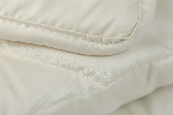 Leichte Sommerbettdecke: Lycona Decke leicht