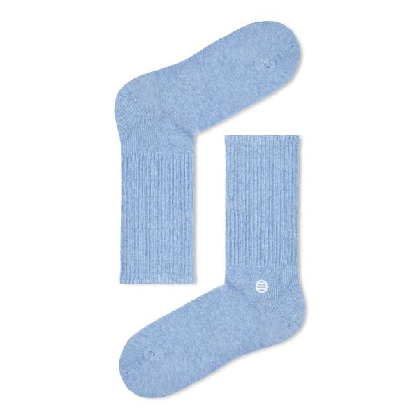 Natural Vibes Basic Light Blue: hellblaue Socken im Retro-Style Natural Vibes Basic Light Blue: hellblaue Socken im Retro-Style