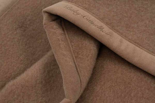 Hochwertige Kamelhaardecke als Ganzjahresdecke von PureNature