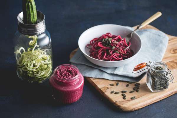 Kilner Spiralschneider: Zoodles & Gemüsespaghetti herstellen