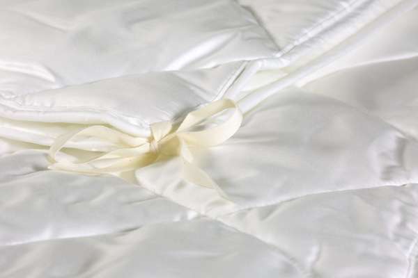 PureNature Tencel 4-Jahreszeiten Bettdecke mit zwei Tencel Bettdecken