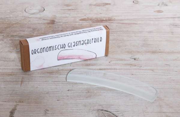 Ergonomische Nagelfeile aus Glas für gepflegte Nägel