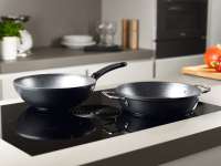 Vorschau: Fissler Wokpfanne 28 cm - Adamant für alle Herdarten Vorschau: Fissler Wokpfanne 28 cm - Adamant für alle Herdarten