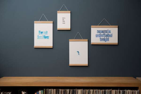 Side by Side - Magnetische Posterleiste Eiche hell - für DIN A4 Formate