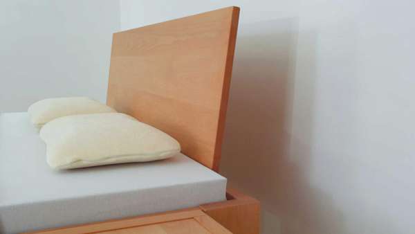 Biobett aus Massivholz - metallfrei & handwerklich gefertigt