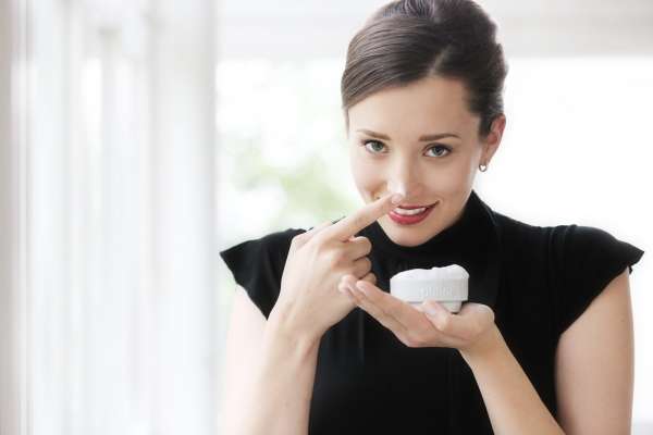 Nassrasur Set: Plaine Rasierpulver mit Rasierschaum Schale