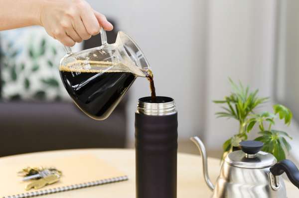 Kyocera auslaufsicherer Thermobecher - 350 ml mit Flip Top