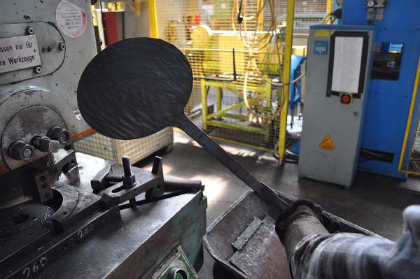 Schmiedeeiserne Bratpfanne von Turk für hohe Temperaturen