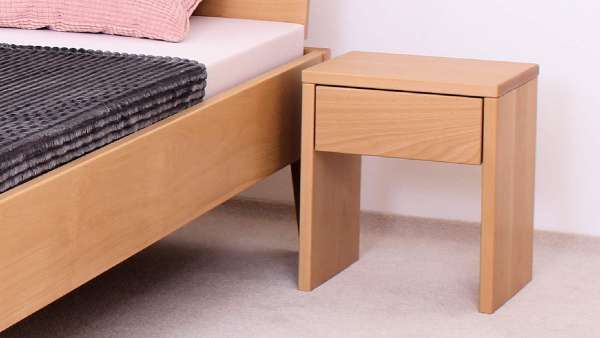 Massivholz Nachttisch aus Buche, Kernbuche oder Zirbe