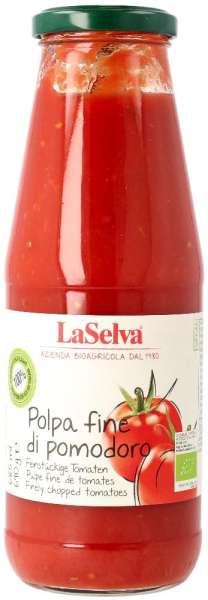 Tomatensauce Pomodoro aus sonnengereiften, frischen Tomaten Tomatensauce Pomodoro aus sonnengereiften, frischen Tomaten
