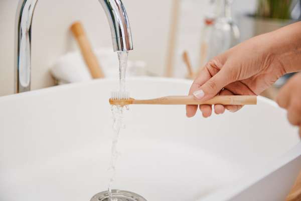 Bambus Zahnbürste Hydrophil - nachhaltig & vegan