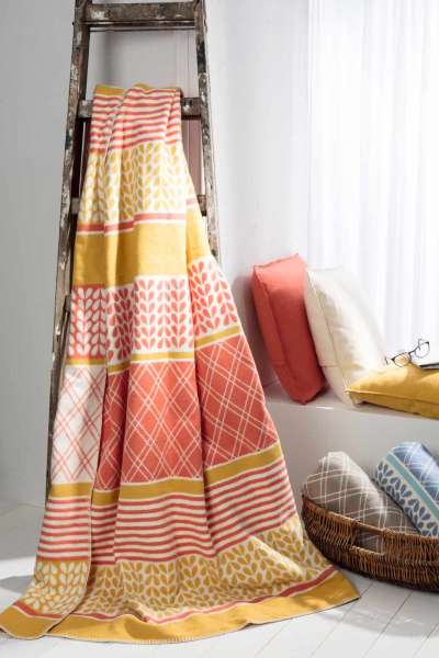 Hochwertige Wohndecke aus Bio Baumwolle - moderner Look