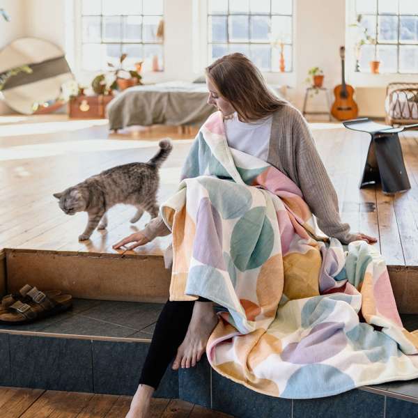 Fröhlich-bunte Sofadecken: Kuscheldecke Venedig