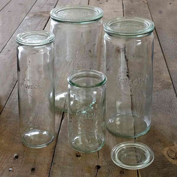Weck Zylinderglas mit Deckel zum Einkochen von Lebensmitteln
