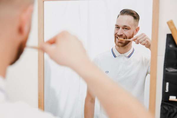 Bambus Zahnbürste Hydrophil - nachhaltig & vegan